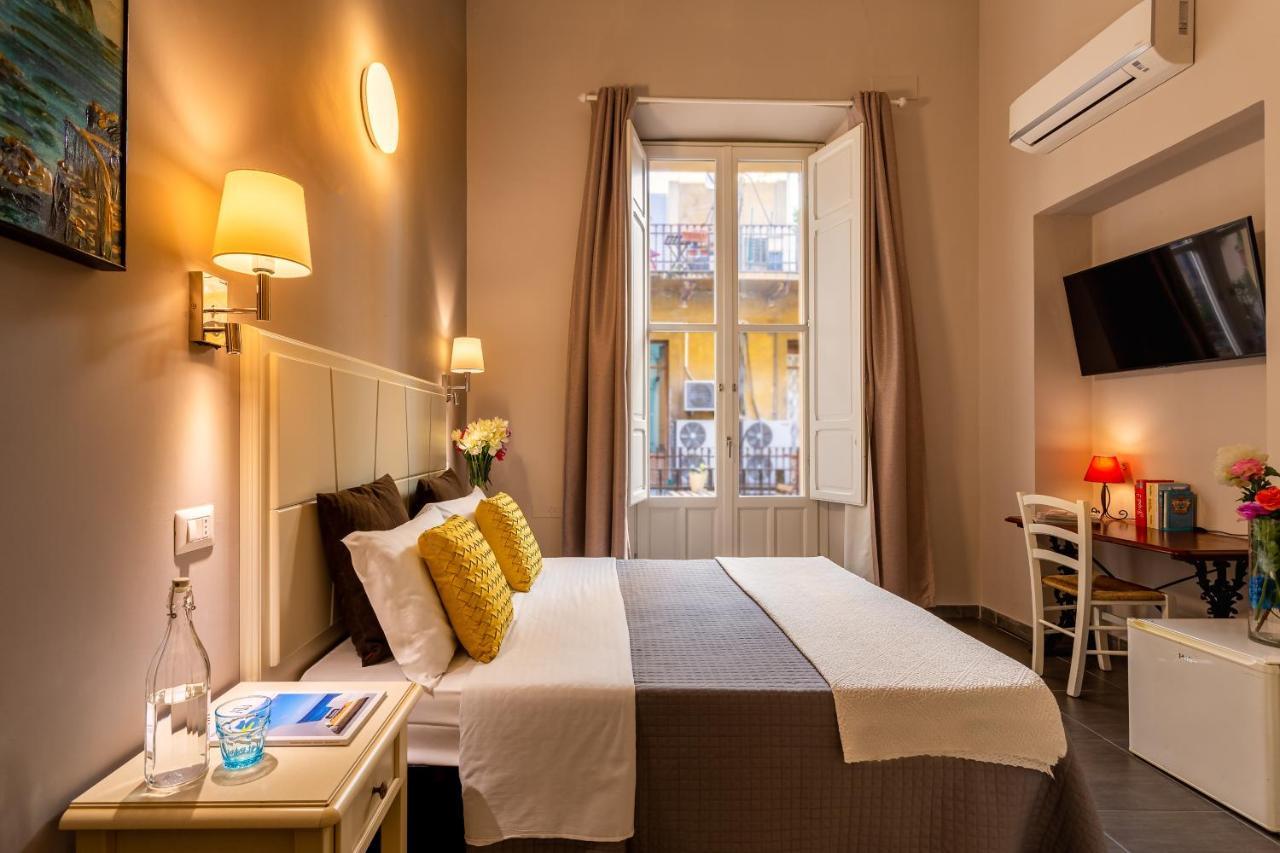 קליארי Marlin Rooms מראה חיצוני תמונה