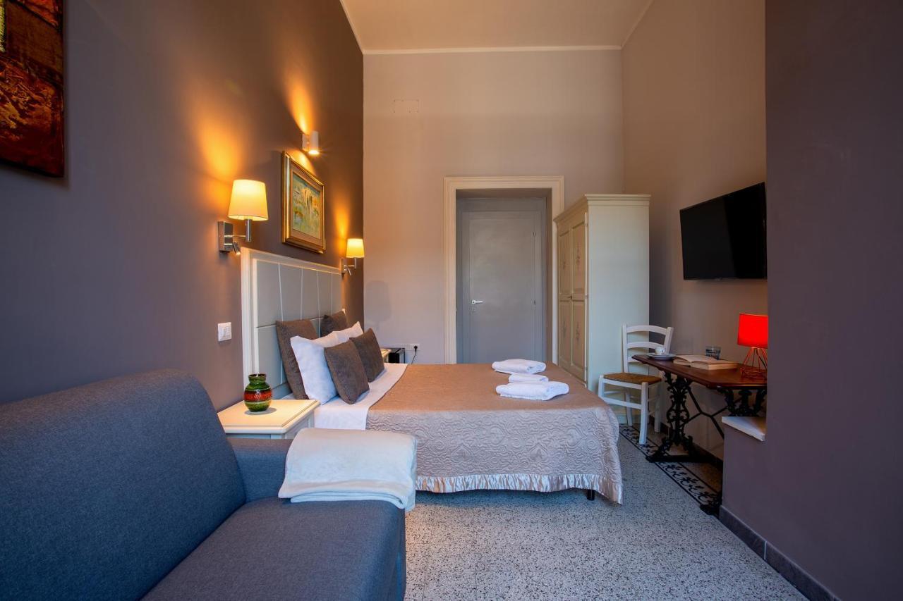 קליארי Marlin Rooms מראה חיצוני תמונה